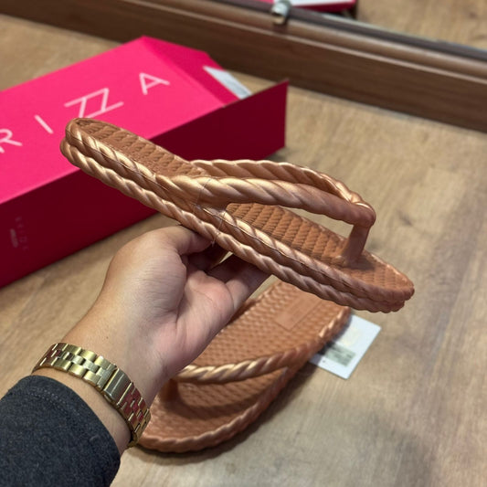 Chinelo de Dedo Arezzo Marrocos Brizza Z190040004