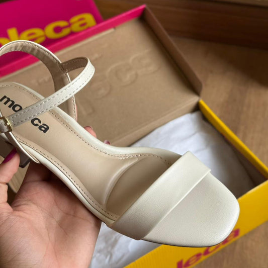 Sandália Moleca Salto Bloco Ajuste Prático 5496.101