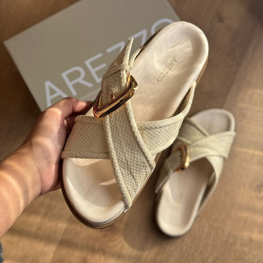 Sandália Arezzo Tiras Cruzadas de Couro A120160241