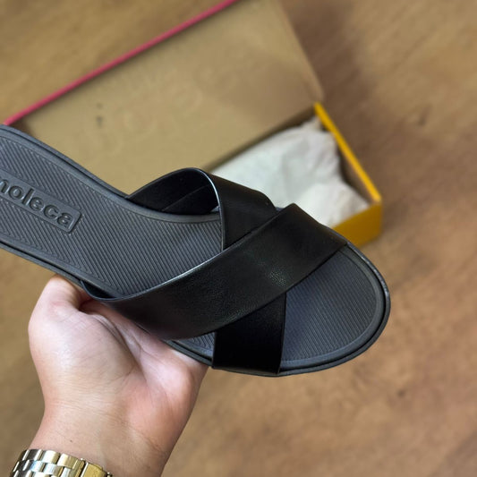 Sandália Rasteira Moleca em X 5532.100