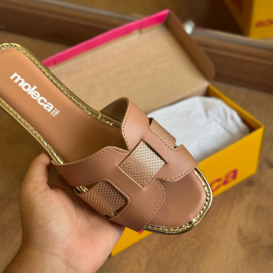 Sandália Moleca Rasteira Brilhosa 5435.553