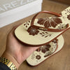 Chinelo de Dedo Arezzo Floral Z190260130