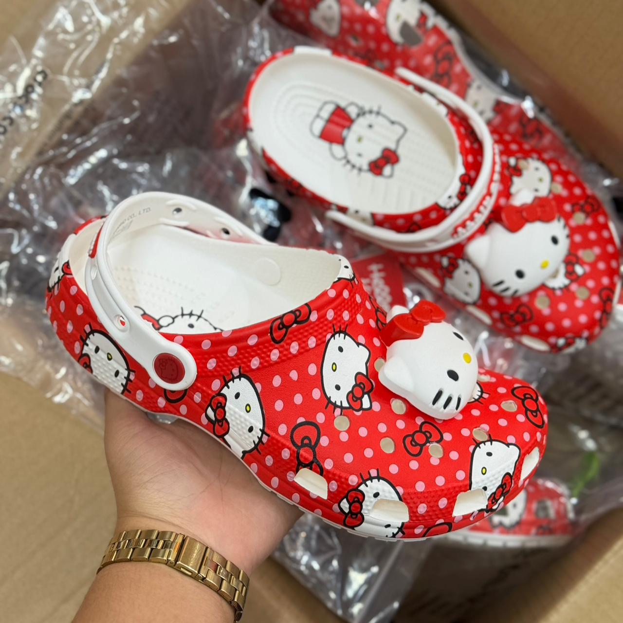 Crocs Hello Kitty Classic Clog – Armazém dos Chinelos