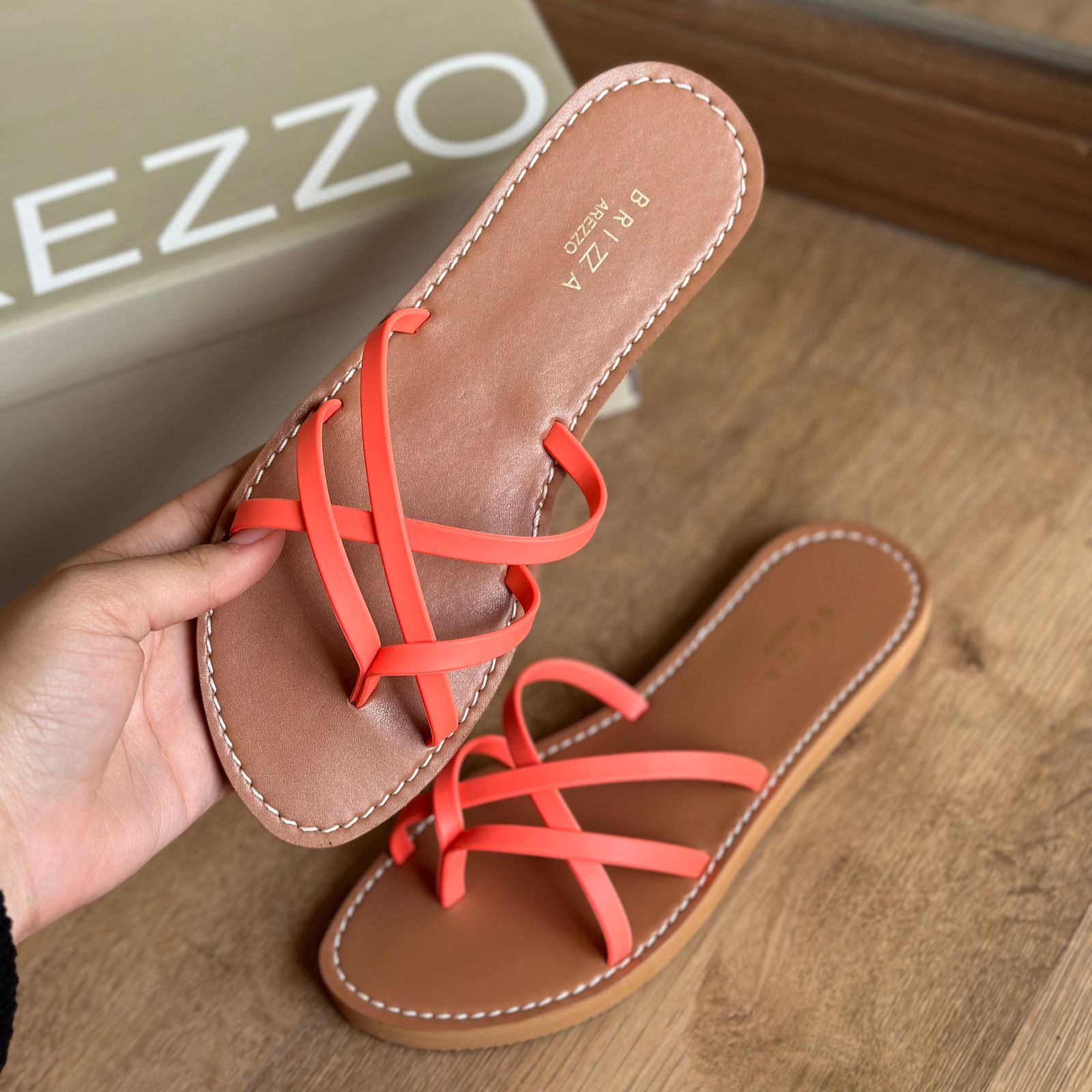 Sandalia best sale coral arezzo