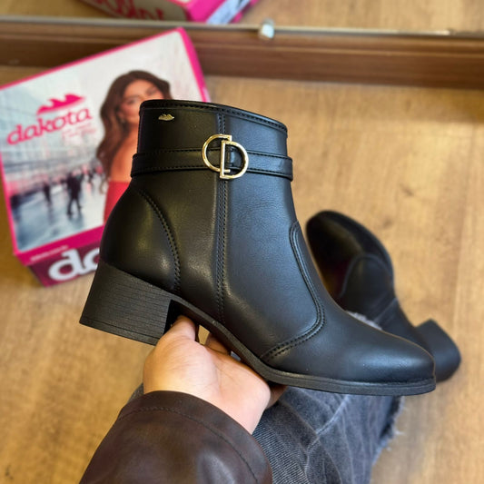 Bota Dakota de Cano Curto DA861