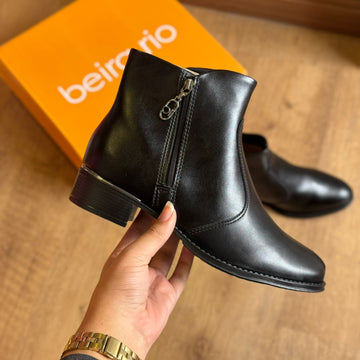 Bota Beira Rio Cano Curto Zipér na Lateral 9045.347