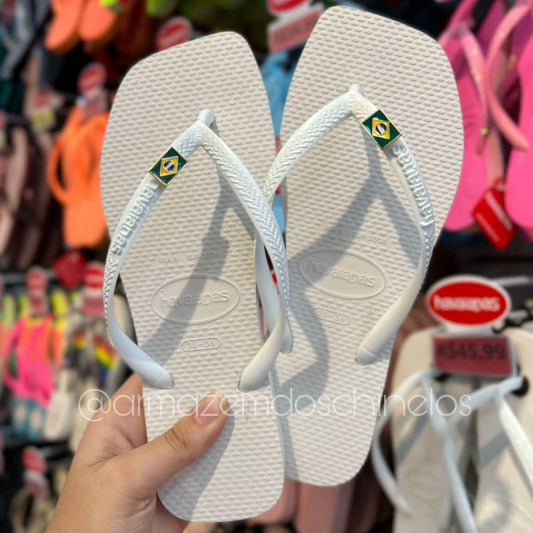 Havaianas Slim Square + Pingente Brasil - Armazém dos Chinelos