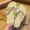 Havaianas Top + Placa Logo + Pin Tartaruga + Pin Âncora + Pin Coração