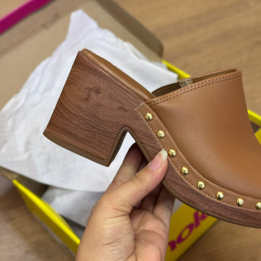 Salto Moleca Grampo Dourado 5549.107