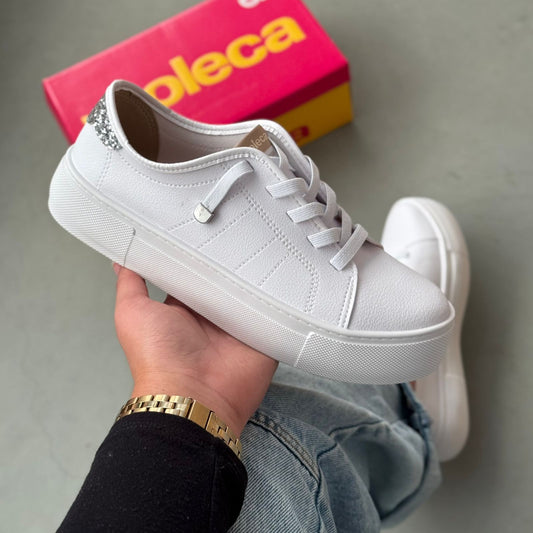Tênis Moleca Casual Brilhoso 5658.541