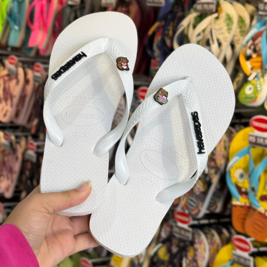 Havaianas Top + Placa Logo + Pins Capivaras