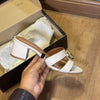 Sandália Vizzano Salto Bloco Detalhe Quadrado Dourado 6291.1187
