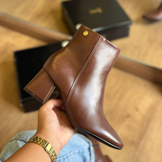 Bota Coturno Vizzano Lisa Pontinho Dourado 3098.100