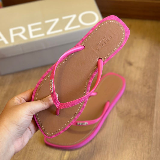 Chinelo de Dedo Arezzo Leaf Recouro Brizza Z190620002