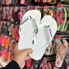 Havaianas Top (Branco) + Placa Logo + Pin Emoções Divertida Mente