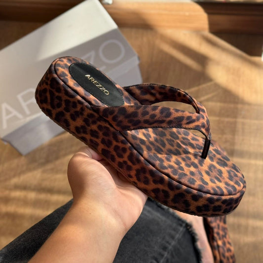 Tamanco Arezzo Couro Flatform A136360012