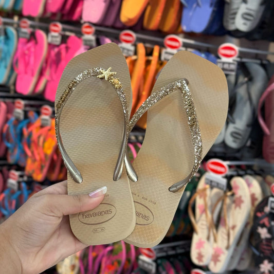 Havaianas Slim Square Glitter Party + Pin Estrela e Tartaruga (GRÁTIS)