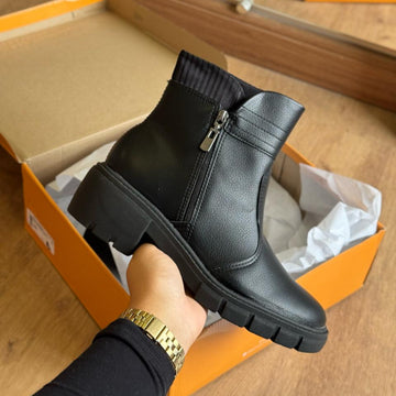 Bota Coturno Beira Rio Ziper Baixo 9077.211