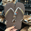 Havaianas Slim Square + Placa Logo + Pin Olho Grego e Pimenta