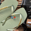 Havaianas Slim Square + Placa Logo + Pin Olho Grego e Pimenta