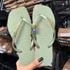 Havaianas Slim Square + Placa Logo + Pin Olho Grego e Pimenta
