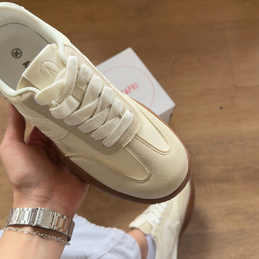 Tênis Ana Capri Couro Detalhe Lateral C307110001