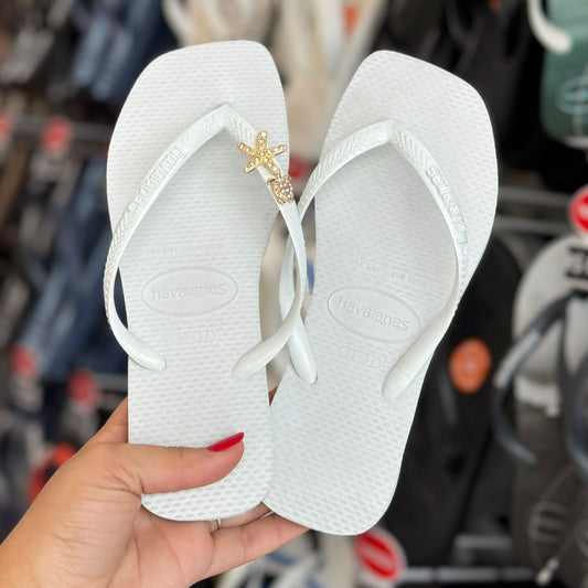 Havaianas Slim Square + Pin Tartaruga e Estrela do Mar