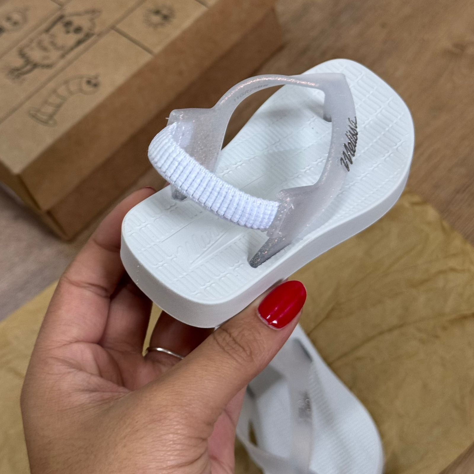 Mini Melissa Sun Long Beach Baby 35762 – Armazém dos Chinelos