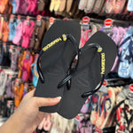 Havaianas Slim Square + Placa Logo Amarelo +  Pin Homer e Cerveja Duff