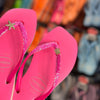 Havaianas Slim Square Glitter Neon + Pin Estrela do Mar e Tartaruga