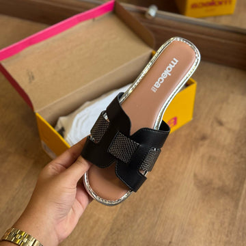 Sandália Moleca Rasteira Brilhosa 5435.553