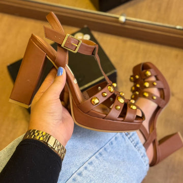 Sandália Vizzano Salto Bloco Detalhes Pedrarias 6551.106