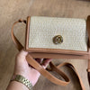 Bolsa Moleca Transversal Detalhe Logo Dourado 50057.4