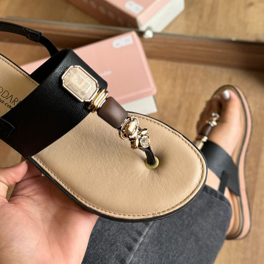 Sandália Modare Detalhe Pedrarias 7141.120