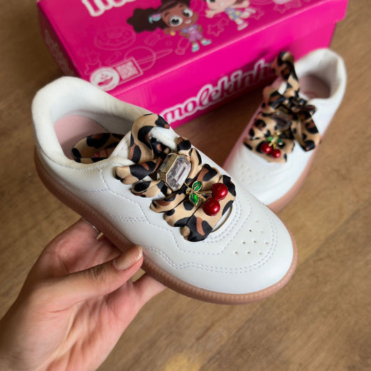 Tênis Molekinha Detalhe Cereja no Cadarço 2582.109