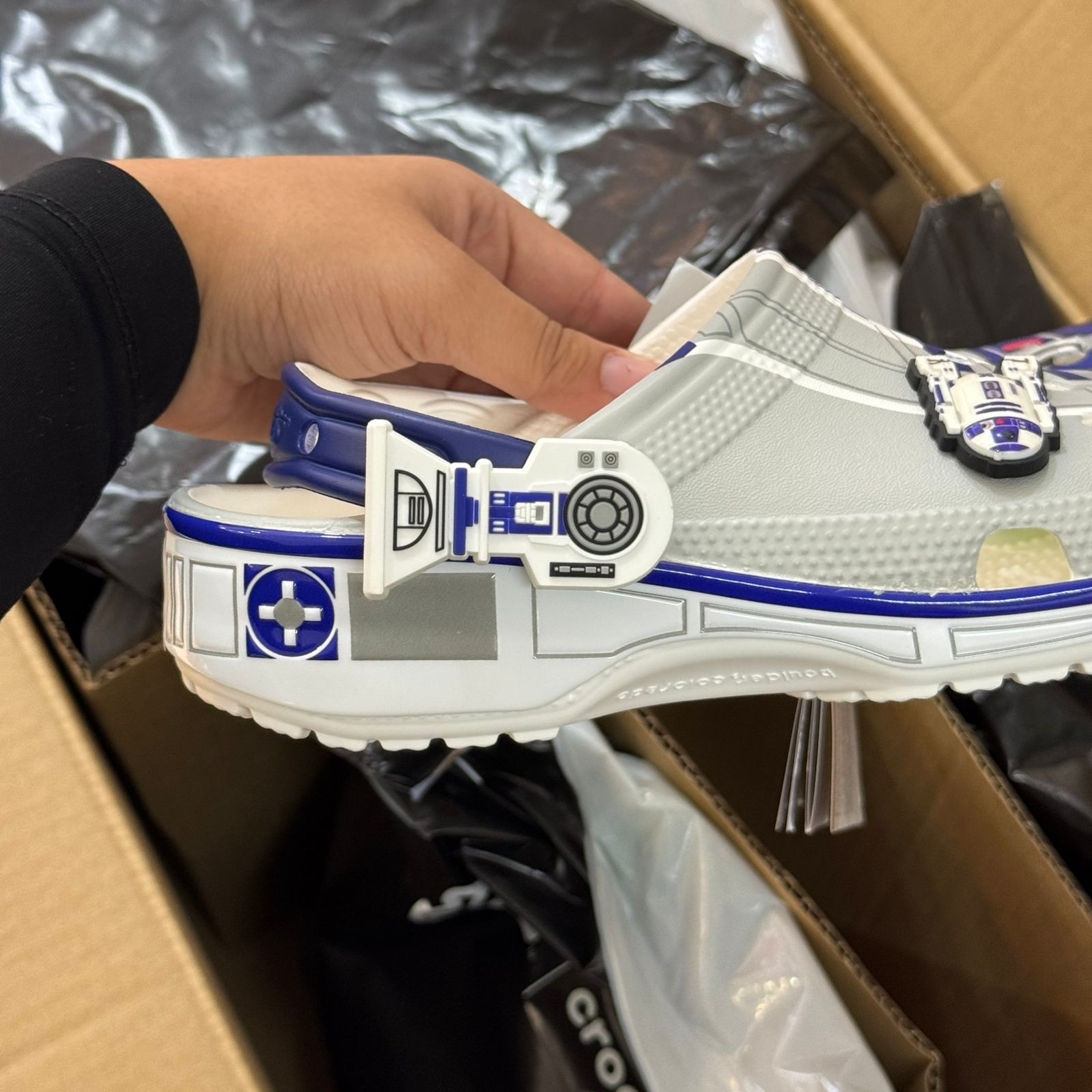 Crocs Star Wars Classic R2D2 – Armazém dos Chinelos