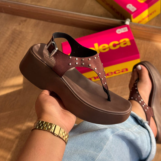 Sandália Moleca Plataforma Detalhe Dourado 5503.122