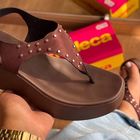 Sandália Moleca Plataforma Detalhe Dourado 5503.122