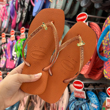 Havaianas Slim Square Glitter (Laranja Cerrado) + Pingente Pluto