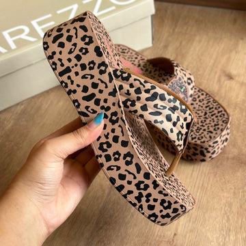 Sandália Arezzo Animal Print Flatform Lulu Flex Z190370033