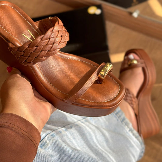 Tamanco Vizzano Detalhe Dourado 6575.102