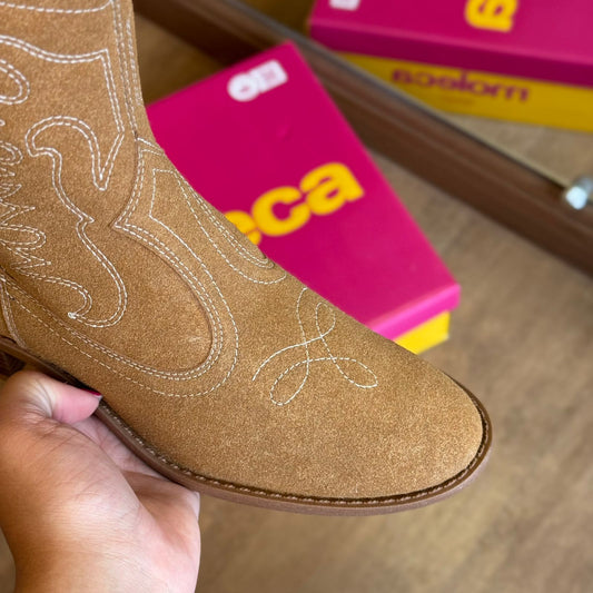 Bota Moleca Cano Curto Country 5353.201