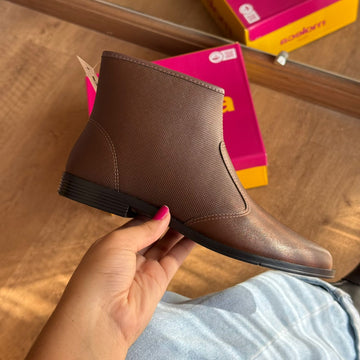 Bota Moleca Cano Curto 5333.100
