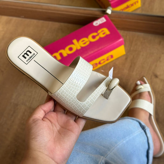 Sandália Moleca Rasteirinha Croco 5560.106