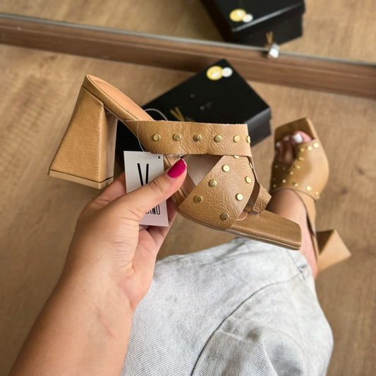 Sandália Vizzano Salto Bloco Médio 6464.149