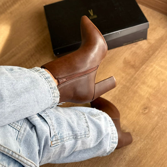 Bota Vizzano Bico Fino 3105.100