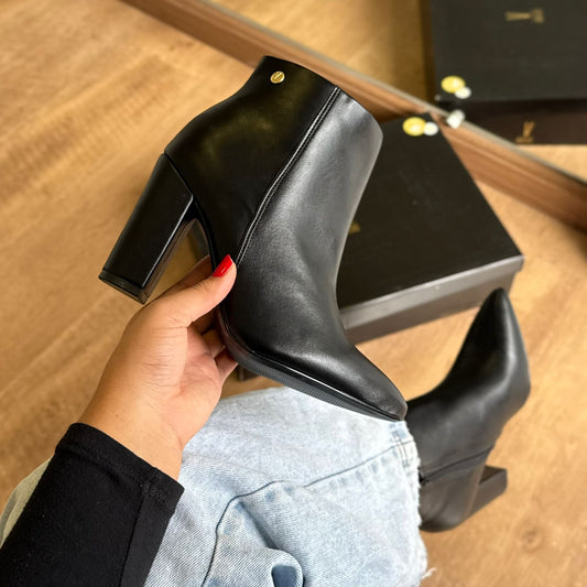 Bota Vizzano Bico Fino 3105.100