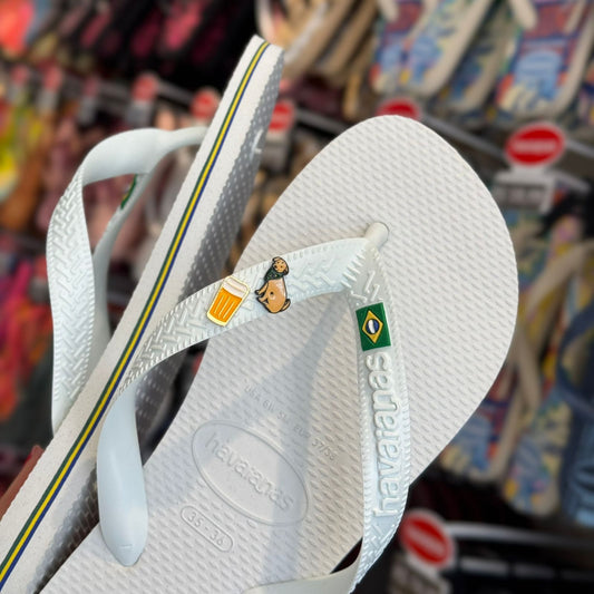 Havaianas Brasil + Pin Cachorro Caramelo + Pin Chopp + Pin Brasil Logo