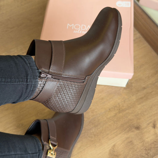 Bota Modare UltraConforto Detalhe Fivela 7085.104