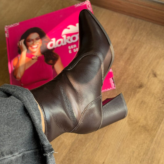 Bota Dakota Couro Salto Bloco D2462